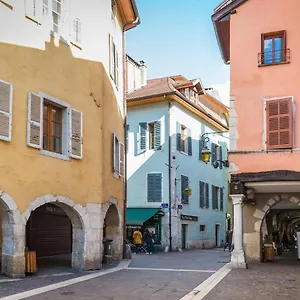 Le Parmelan - Pour 2 Personnes Au Cœur De La Vieille Annecy